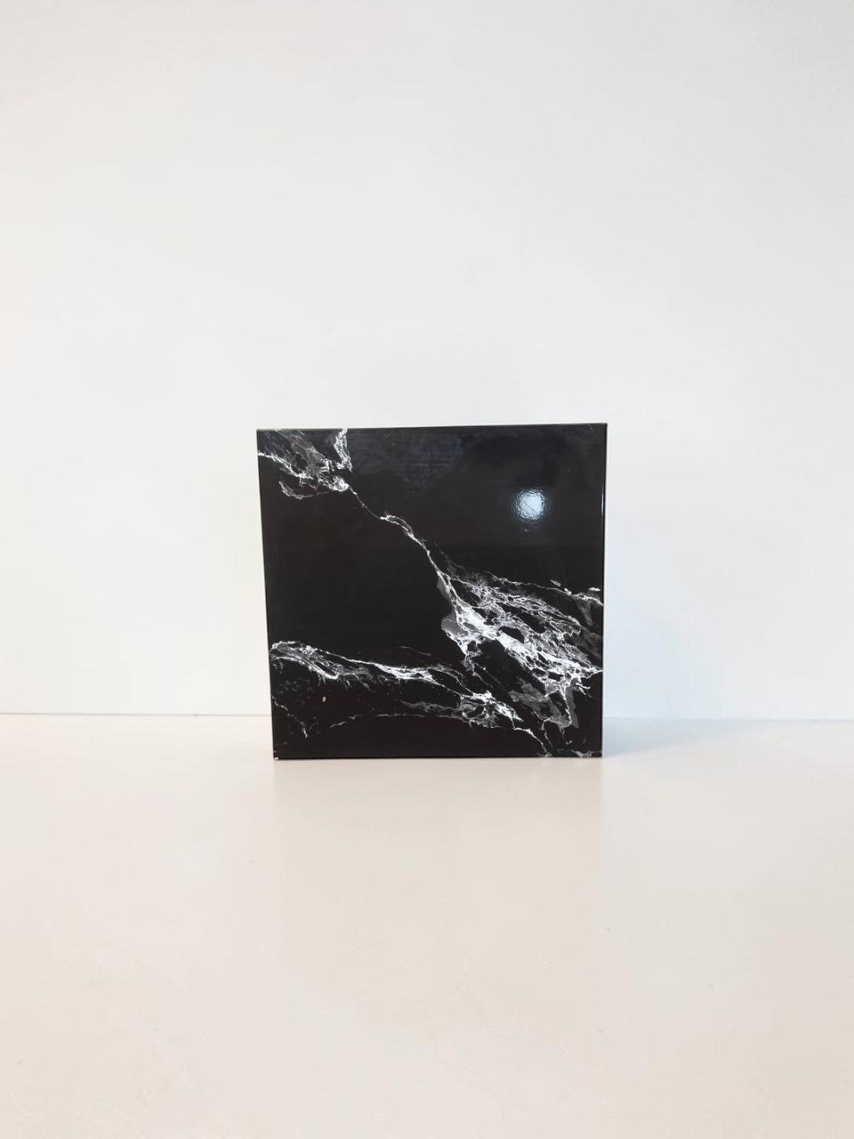 Polished Black and White floor tiles 40x40cm polished